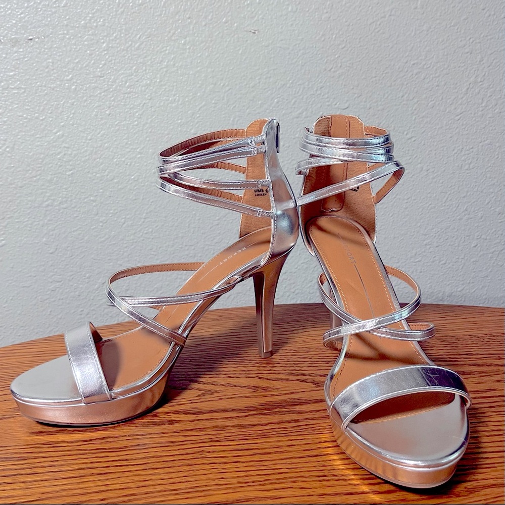 Report Loxley Strappy Heels